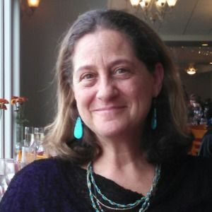 Meet your Posher, Maya